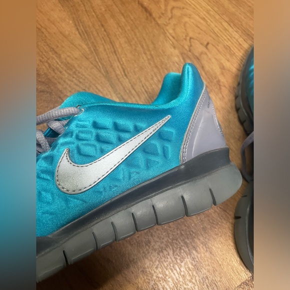 Nike Free TR Fit Training Sneaker -7.5- - Picture 4 of 7